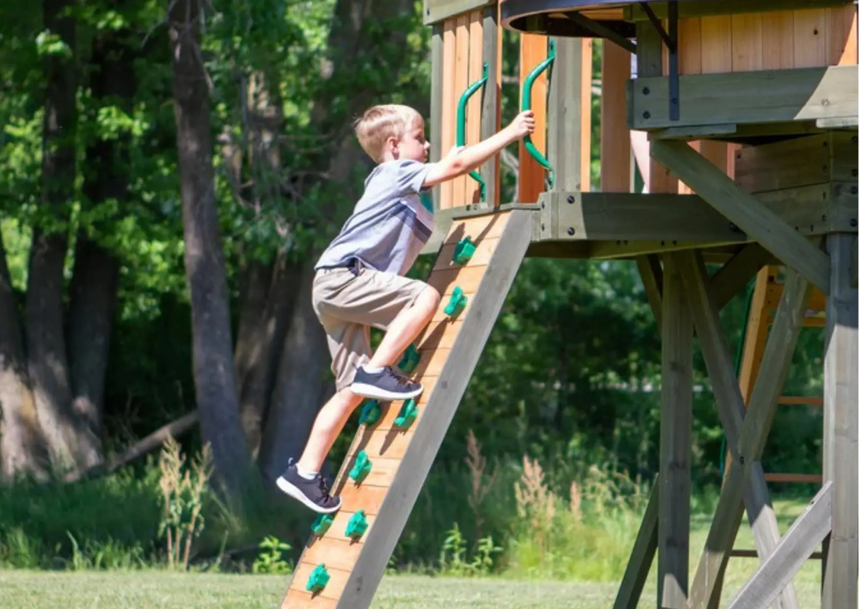 Falcon Ridge Play_81_4