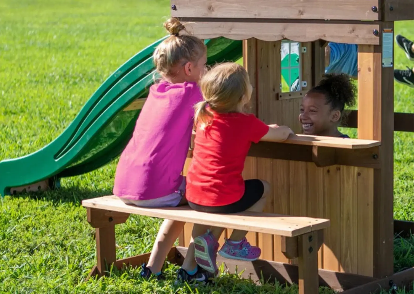 Timber Bay Set_niñas hablando